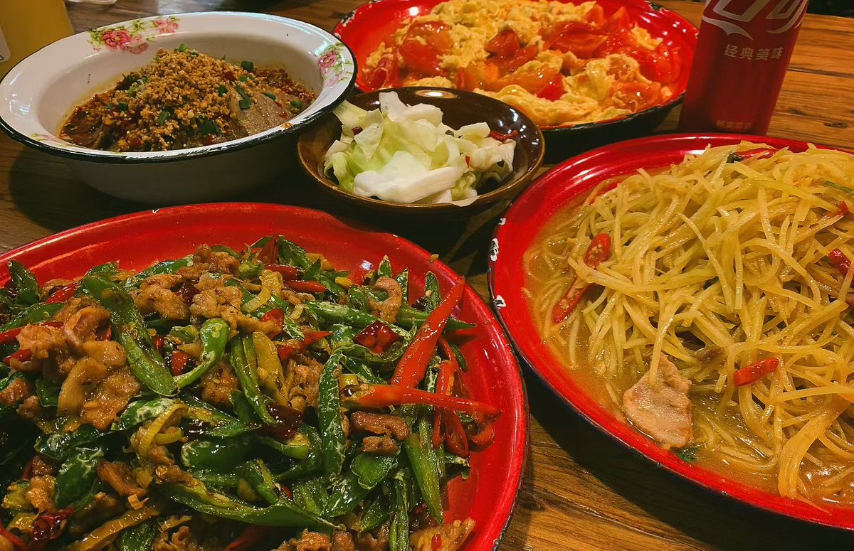 1night510's tweet photo. 吃好喝好
#日常 #美食 https://t.co/zVrMidpQ8o
