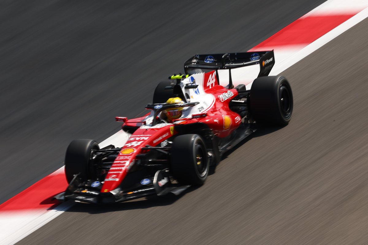 F1's tweet photo. ❤️ Ferrari https://t.co/t6NeUWyWcq