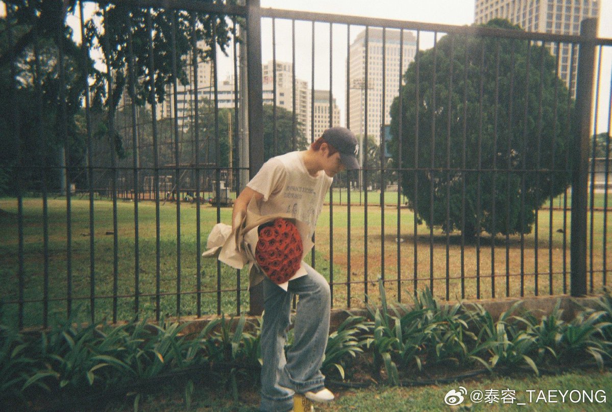 praypiya's tweet image. ชอบน้องแทยงกับกล้องฟิล์มมาก คนสวยกับมู้ดสวยๆ🥺🌹🎞️