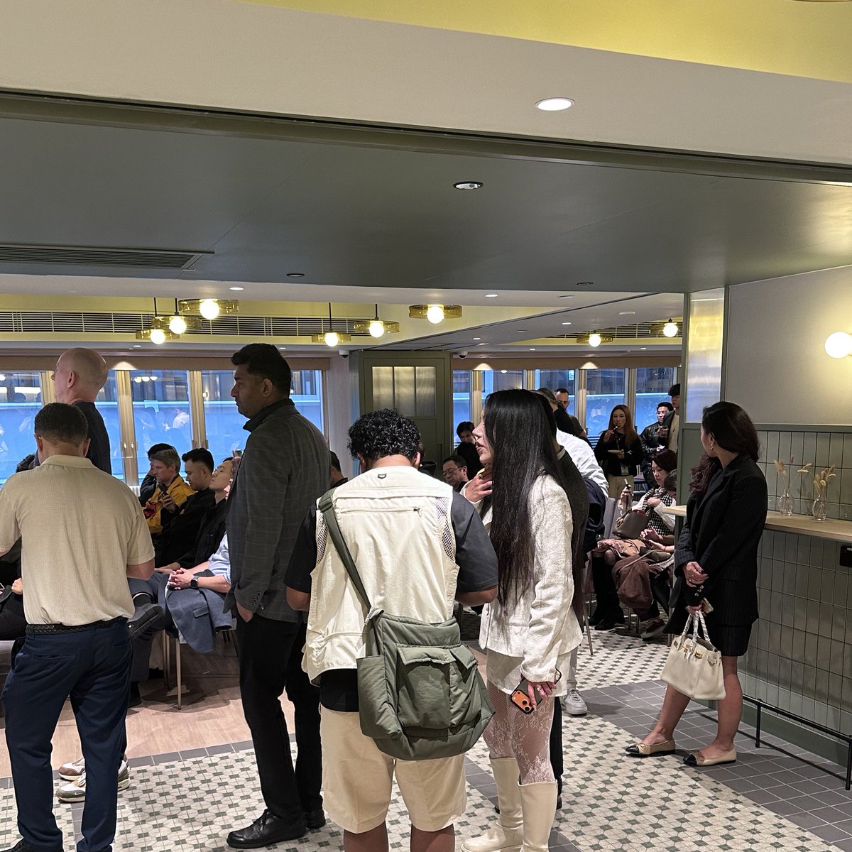FOFO_HFintech's tweet photo. It’s a hot vibe! 🔥🔥🔥
Welcome to join us! 🤩
📍Institutional Onchain: Stablecoins, RWAs & AI
#hfintech #unpaidcompany #ConsensusHK https://t.co/TdJlNrBDrI