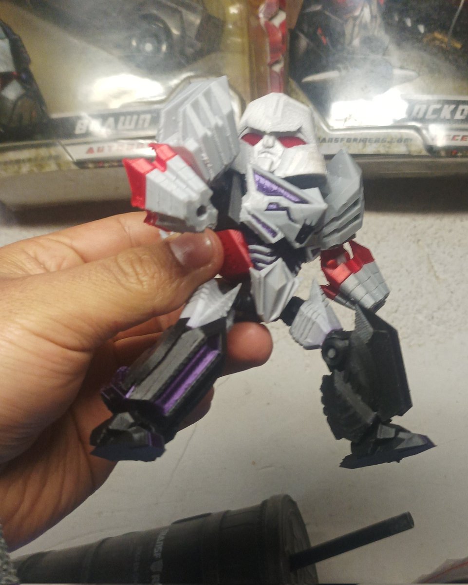 Ambus0399's tweet image. Andd we're almost there!
#Megatron is sooo close to finally see the daylight
#Transformers #FallOfCybertron #3dmodeling #toydesign #chibi #SD