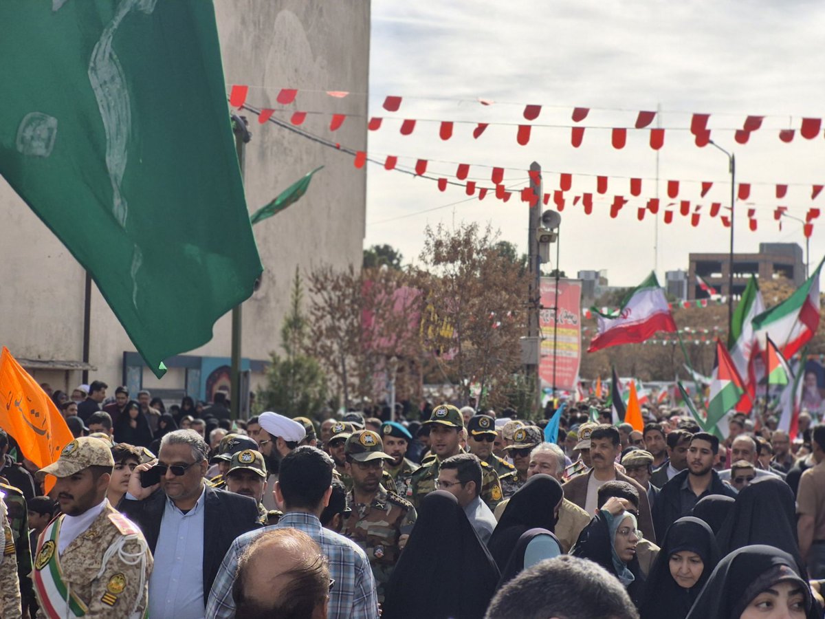 ۲۲ بهمن صحنه‌ای است که در آن، وحدت ملی بر هر اختلافی غلبه می‌کند. این حضور آگاهانه، تضمین‌کننده استمرار مسیر پیشرفت است.
#فتح_بزرگ
#تجدید_پیمان