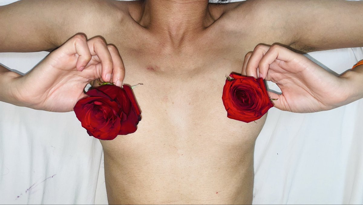 Wet69Secrets's tweet photo. Do you like the fragrance of rose flower🌹?
Come and smell it!👇 
#desi #nude #sexy #naked #art https://t.co/c5FZstLjbC