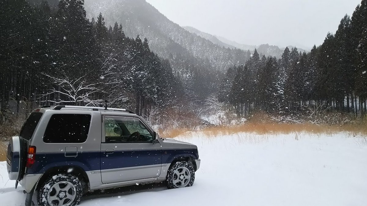 garden_wind's tweet photo. Google フォトが「あれから９年」と言っている。なつかしいなぁ。
#パジェロミニ #雪道 #林道探索 https://t.co/MmRpZIIdju