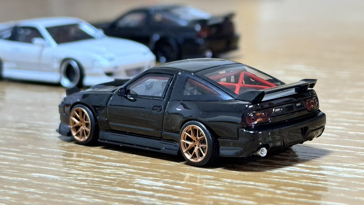 買い物から帰って来て他のmicro turboの180SXにホイールを付け変えて