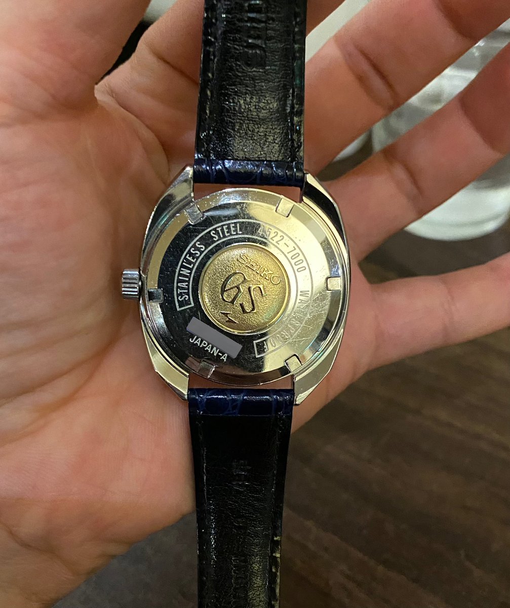 OgreCottonCandy's tweet photo. 大宮出てきまして、本日の腕時計
SEIKO GrandSeiko 45GS(オクタゴンケース)
久しぶりに着けてますけど、やっぱ良いですね…この時代にこのケースは本当に攻めた素敵なデザインですね🦉
#SEIKO
#45GS
#GrandSeiko
#鬼わた時計 https://t.co/WeBtURc8GW