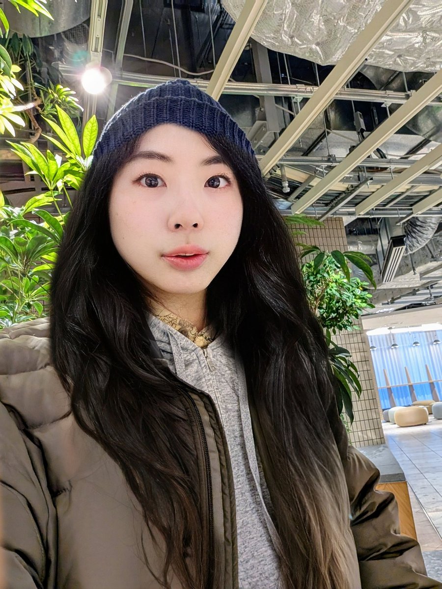 iguana_faceapp's tweet image. こんばんにゅ♥
お昼はお寿司を食べた。粕汁とおまかせ5貫盛りにしたら、イグの好きな牡蠣とあん肝が入ってた😆
#faceapper