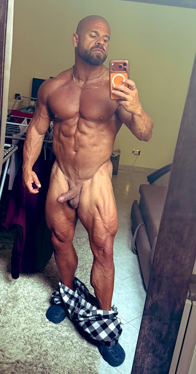 the Bigger (+10k) tweet media