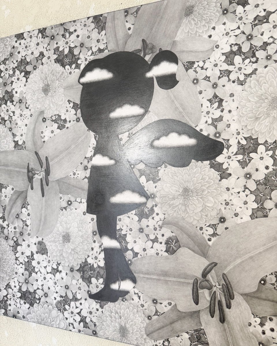 なかもとのりこさんの鉛筆画です。 鉛筆の濃淡で満ち満ちと描かれる