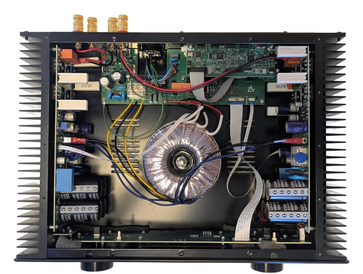 fairaudio_de's tweet photo. NEWS: Vollverstärker Leema Acoustics iD85 – der Startschuss für die neue Vertriebskooperation... https://t.co/niQvlfobKa

#hifinews #hifi #news #fairaudio #stereo #highend #audio #audionews #verstärker #vollverstärker #LeemaiD85 #LeemaAcoustics #dantax #raidho #scansonic https://t.co/mnztnq6GXh