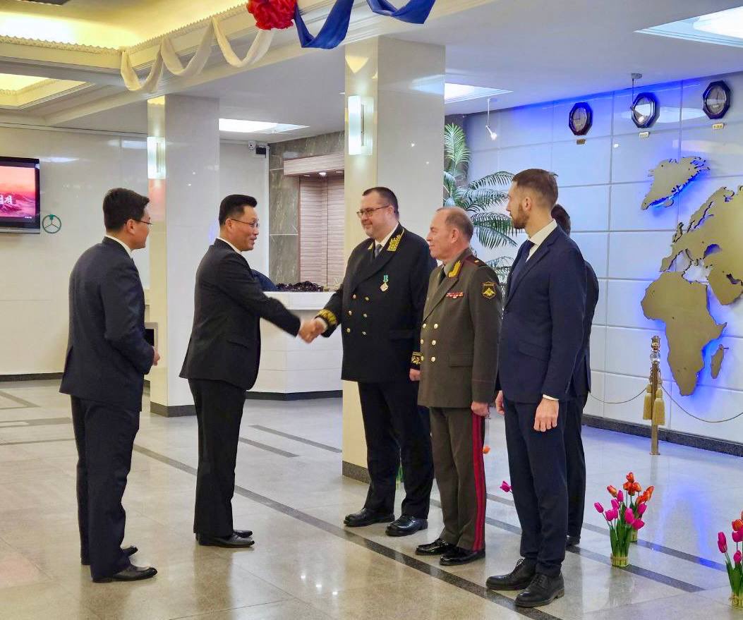 RusEmbDPRK's tweet photo. 10 февраля в дипклубе «Тэдонган» состоялся прием от имени Временного поверенного в делах России в КНДР В.В.Топехи по случаю Дня дипломатического работника. В мероприятии приняли участие корейск��е дипломаты во главе с Замминистра иностранных дел КНДР
Ким Чжон Гю.
#ДеньДипломата https://t.co/IsvfKxxG1C