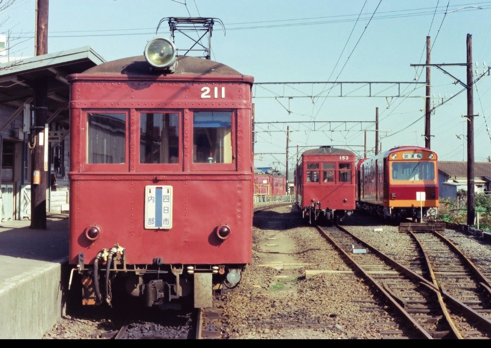 ULnext21's tweet image. 2月11日 211の日
40年程前 当時の支線 内部 八王子線、養老線、伊賀線どこもかも近代化されましたが、カメラ📷️を向けなくなりましたね
#近鉄
#近鉄電車
#近鉄内部八王子線
#ナローゲージ