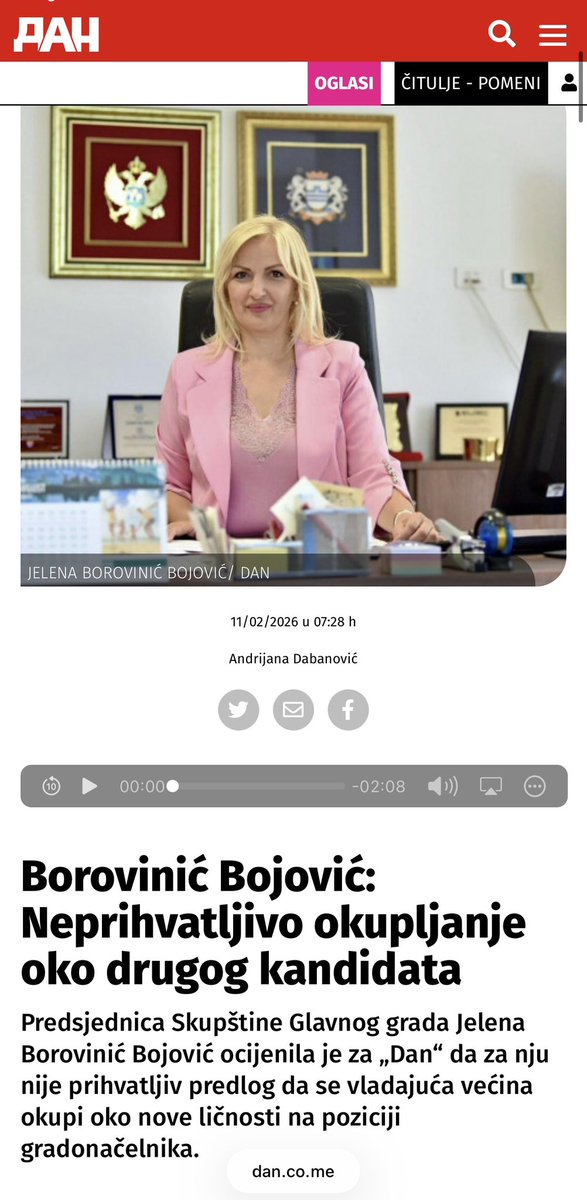 Nakon što je predsjednica Skupštine Glavnog grada Jelena Borovinić Bojović napustila DNP koji više nije dio vlasti i ako poštuje principe demokratije, podnijela bi ostavku. 
Ali, najbitnija je fotelja i očekivanje da će jednog dana biti kandidat za gradonačelnicu. 

Malo morgen!