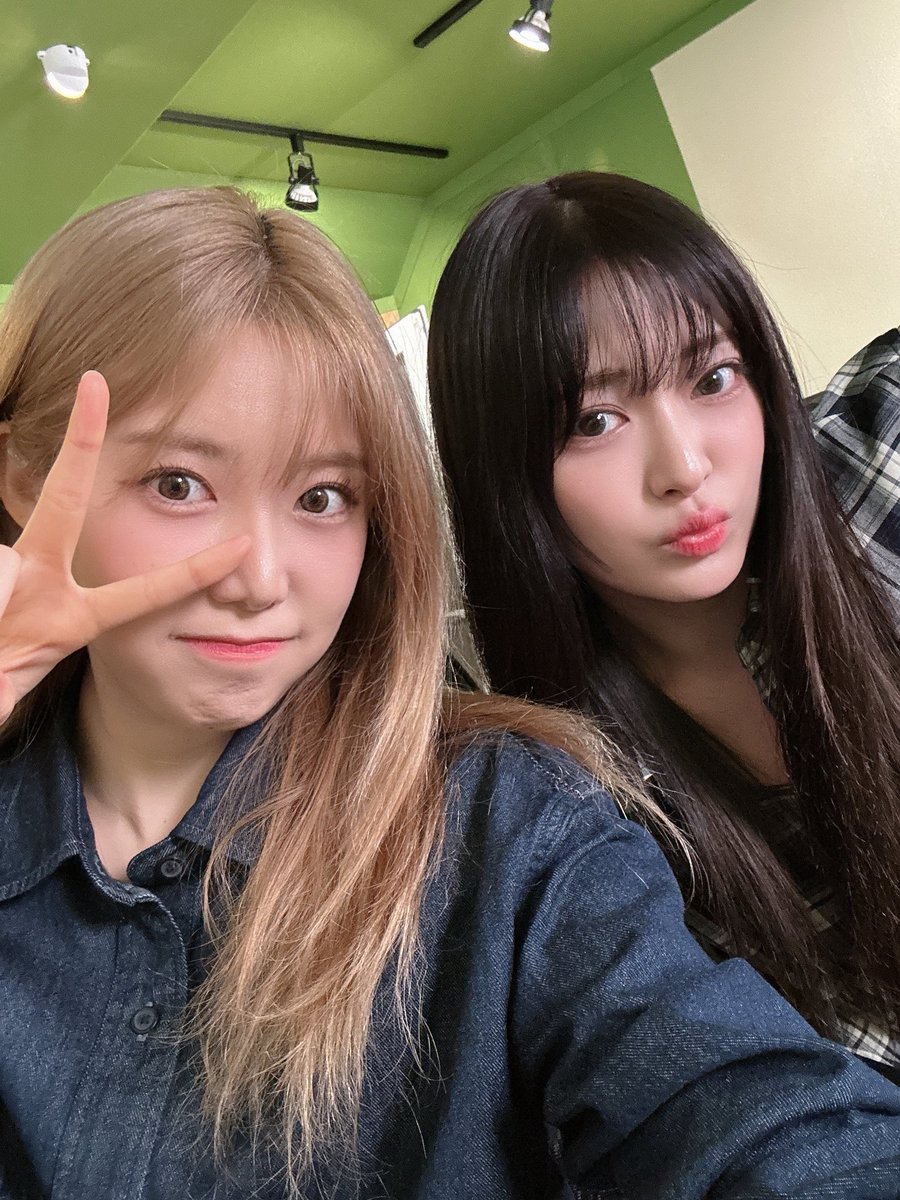 [📢]

LATENCY(레이턴시) 세미, 하은이 [Charming Jo 조매력] LIVE 방송에 출연합니다.

🔗 naver.me/G9txw7zf

#LATENCY #레이턴시
#HAEUN #SEMI
#조매력 #CharmingJo