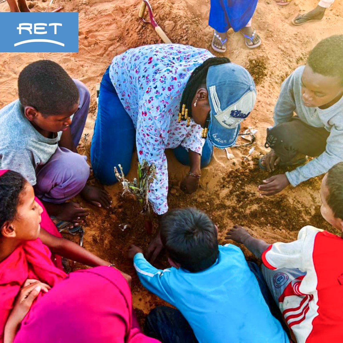 RET International tweet media