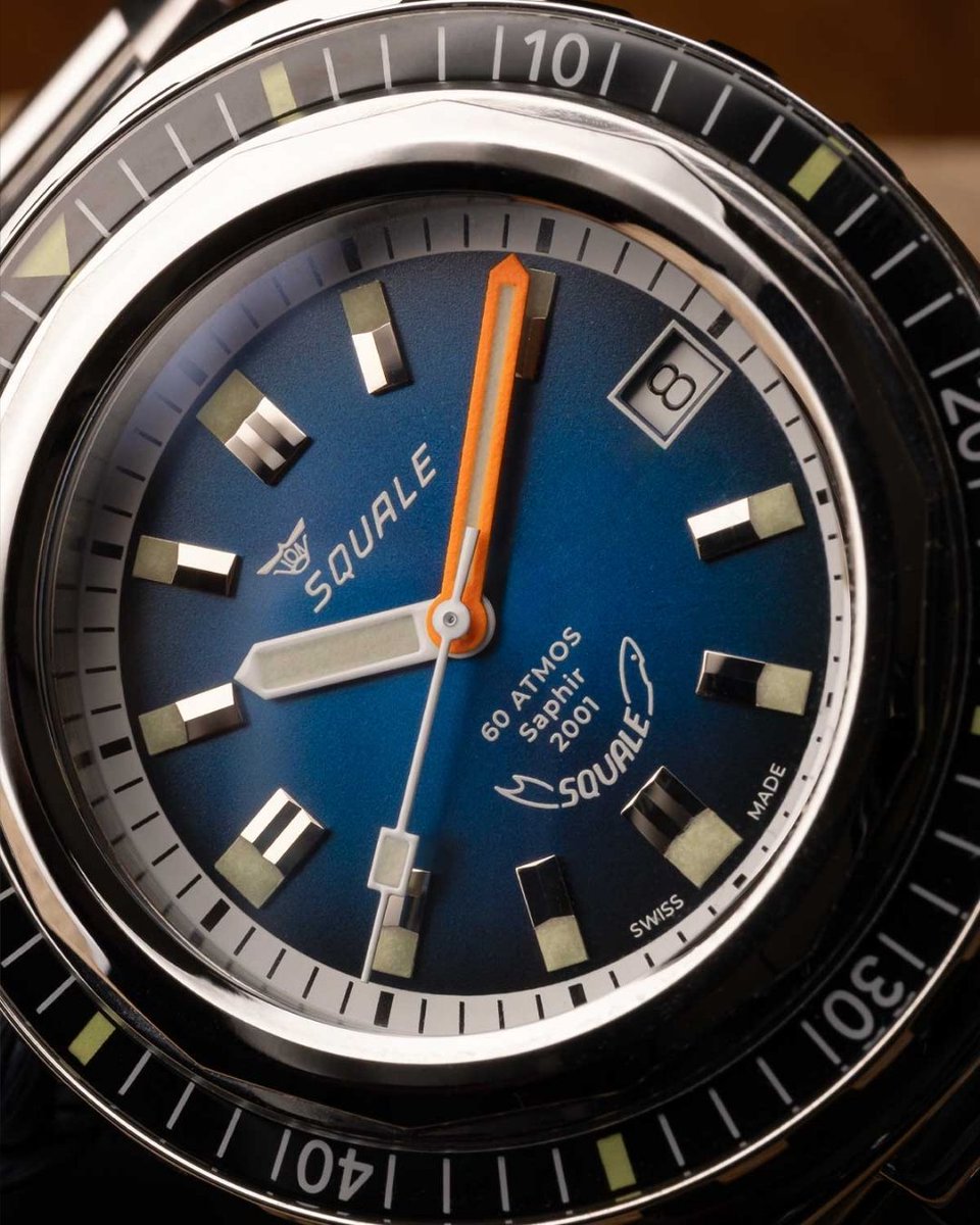 abtsaat's tweet image. Squale 2001 Sunray Blue Otomatik Erkek Kol Saati, profesyonel dalış saatlerinin güçlü karakterini modern tasarım çizgileriyle bir araya getiren etkileyici bir modeldir. 

#abt #abtsaat #squale