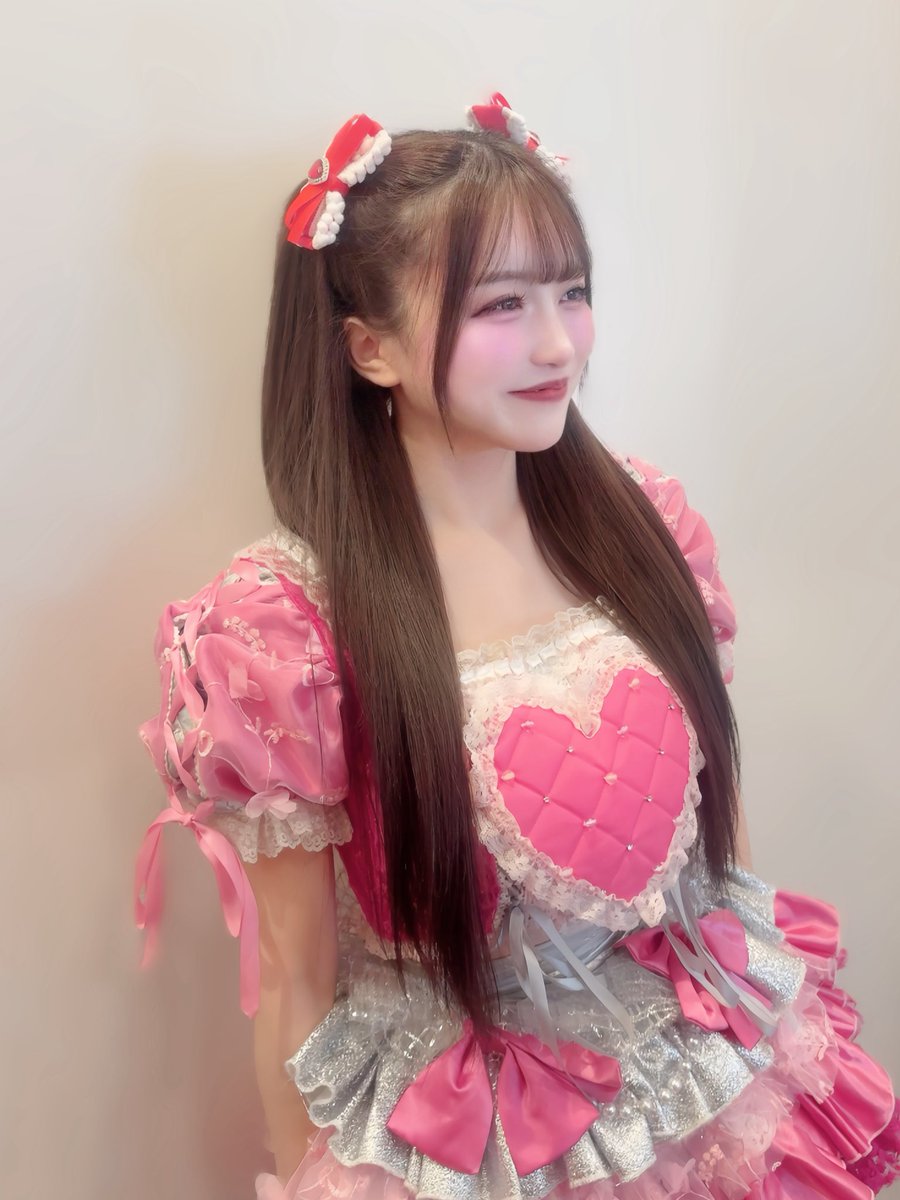 今日ありがとうございました！❤️❤️ 衣装交換は🤍でしたー