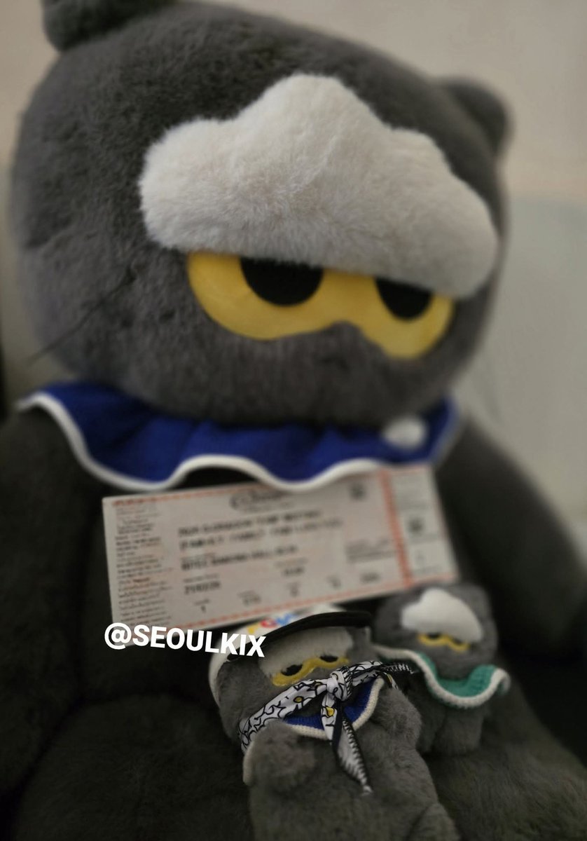 ปล่อยบัตรวันเสาร์โซน E13 แถว A 
3180 บาท ค่ะ นัดรับหน้างานได้ค่ะ
ขอค่ามัดจำ 500 ค่ะ 

#ขายเนื่องจากย้ายโซนค่ะ
#รูปบัตรสามารถขอรูปเพิ่มเติมได้ค่ะ

Line id : <a href="/seoulkix/">SeoulKix</a>
#GDRAGON 
#GDRAGON2026inBKK
#GDRAGONinBKK 
#GDRAGONINBANGKOK