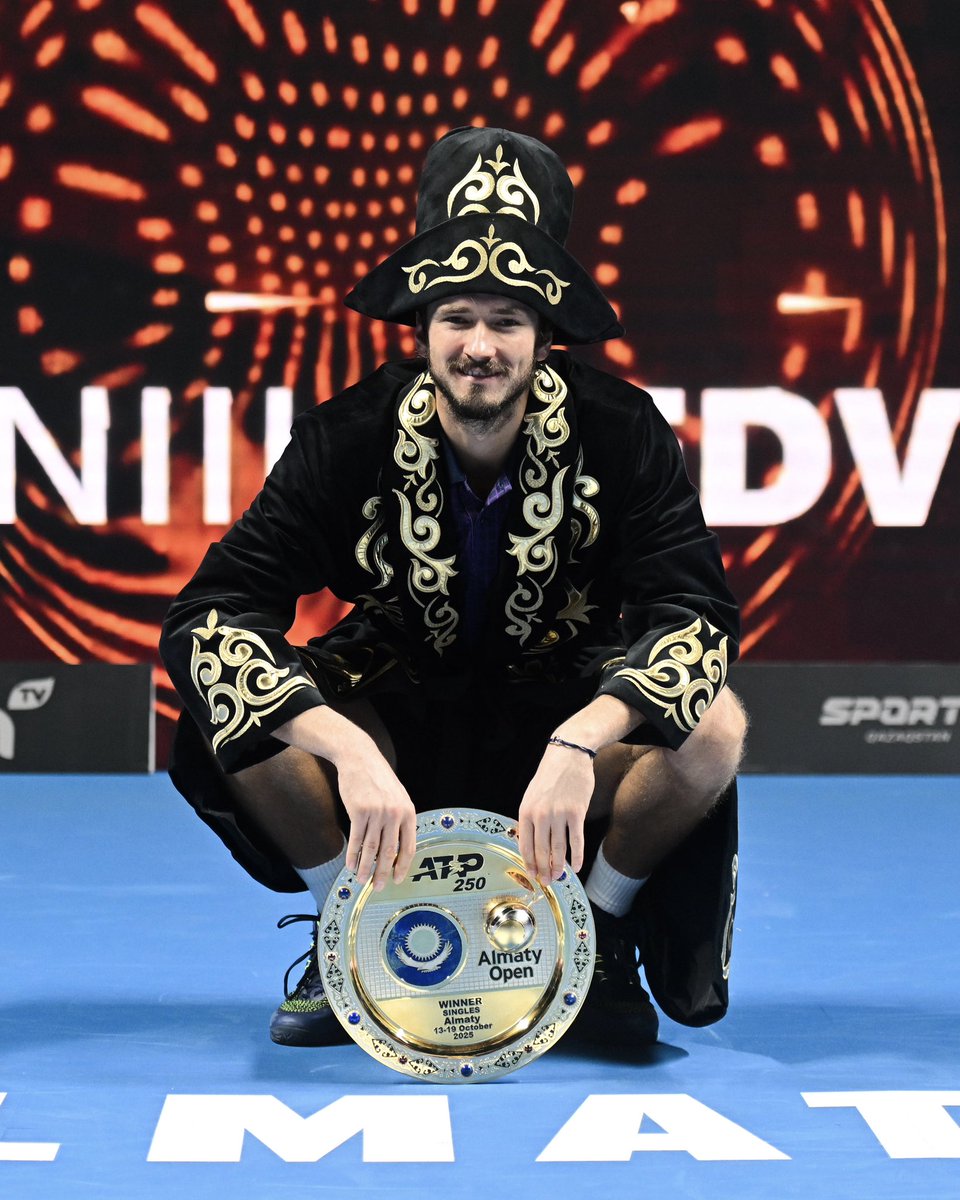AlmatyOpen_KZ's tweet photo. Happy Birthday, @DaniilMedwed 🥳 https://t.co/4J2bIwZGMR