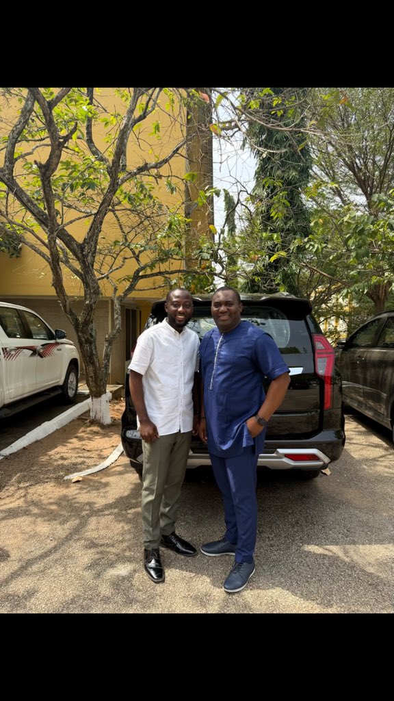 man worthy of emulation.
A lot to learn from you.
A lot to hear from you.
And a lot to read from you.

People of Ogyakrom, help me honour my Social Prophet🥹