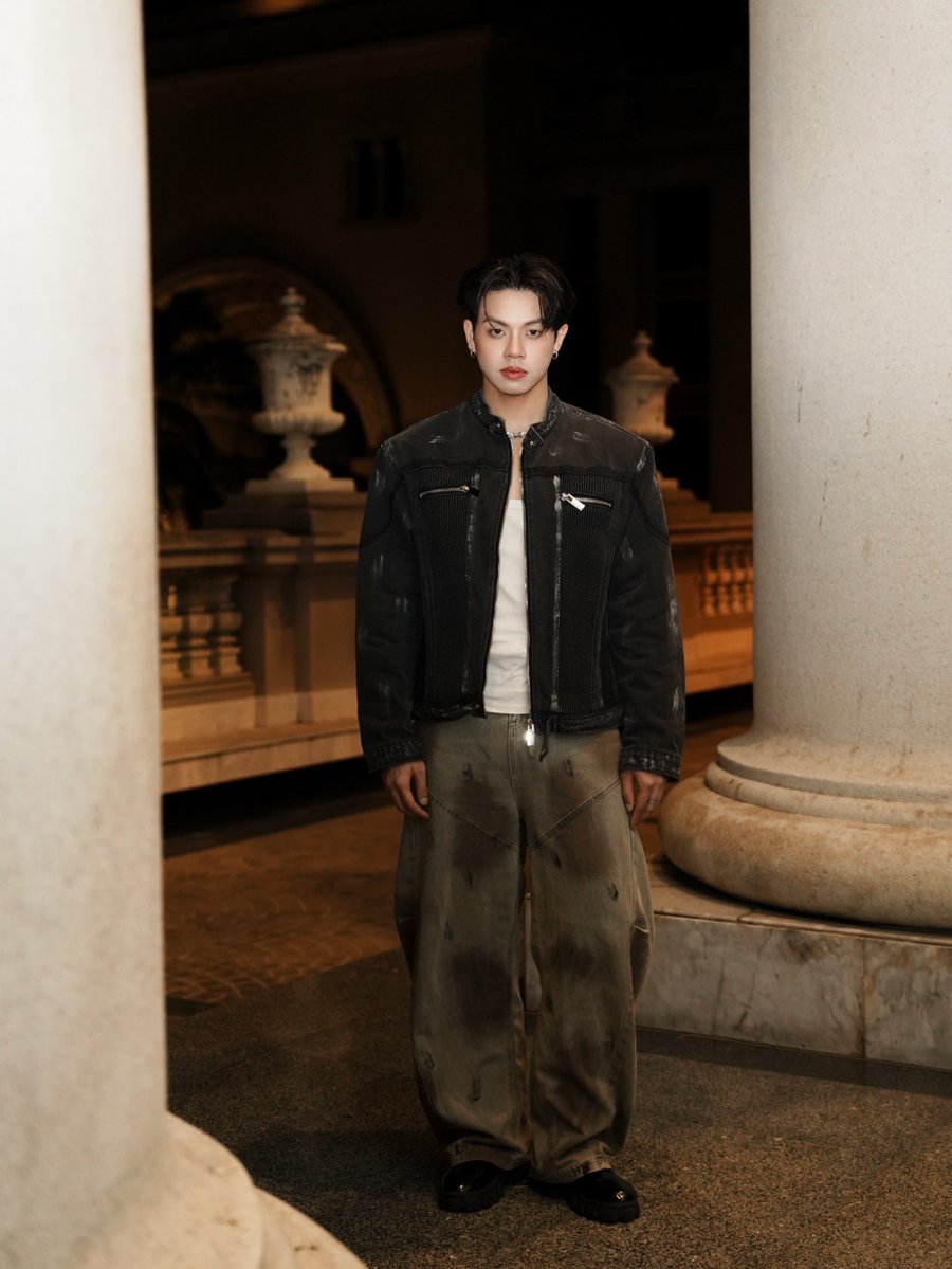 terk_ntw's tweet image. ไม่ได้ลงรูปนาน เอามาฝากงับ 📸 #TerkNTW #HOWLS_TH