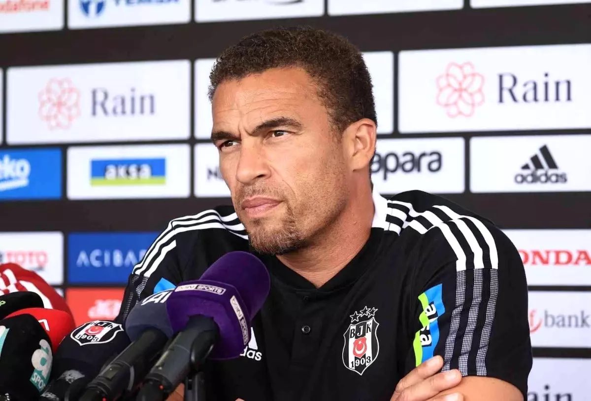 🎙️ Sizden sonra da gittiğim yerleri her zaman ki gibi kuruttum. Watford, Blackburn Rovers… Scout Kartallarına selamlar.:)))