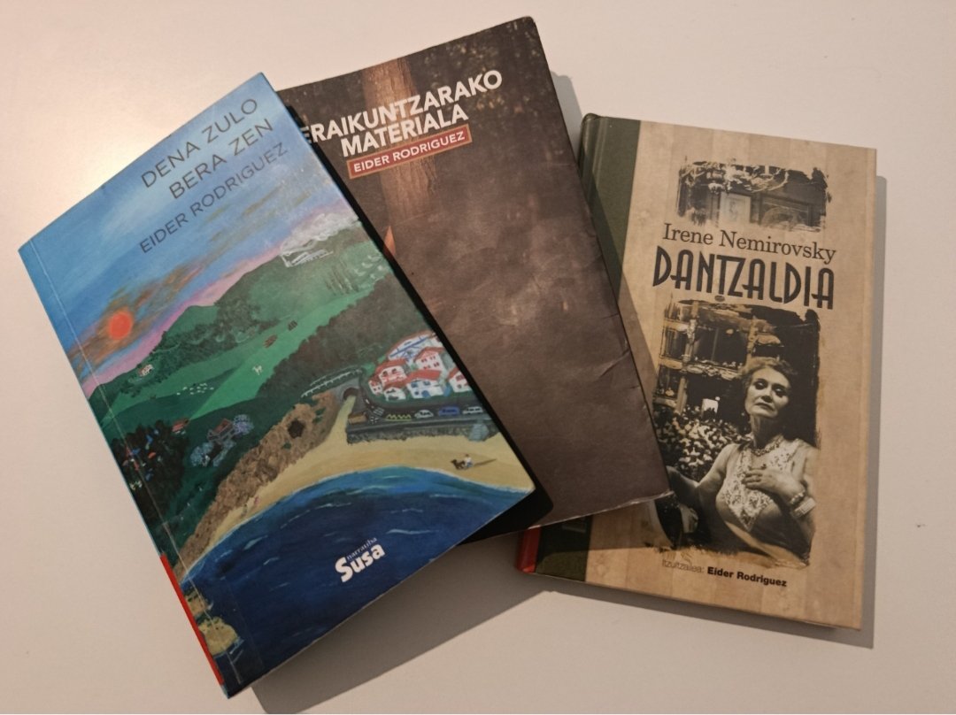 NEScaloni's tweet photo. Ba ni "telesail" hauekin ari naiz.
Liburutegikoak.
Euskaraz.
Doan.
#EiderRodriguez
#IreneNemirovsky https://t.co/OqwZvlVYv9