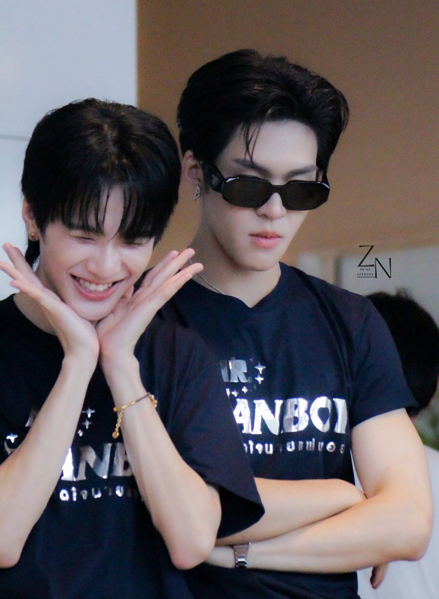 auausmeow's tweet image. i love how this picture is so accurate