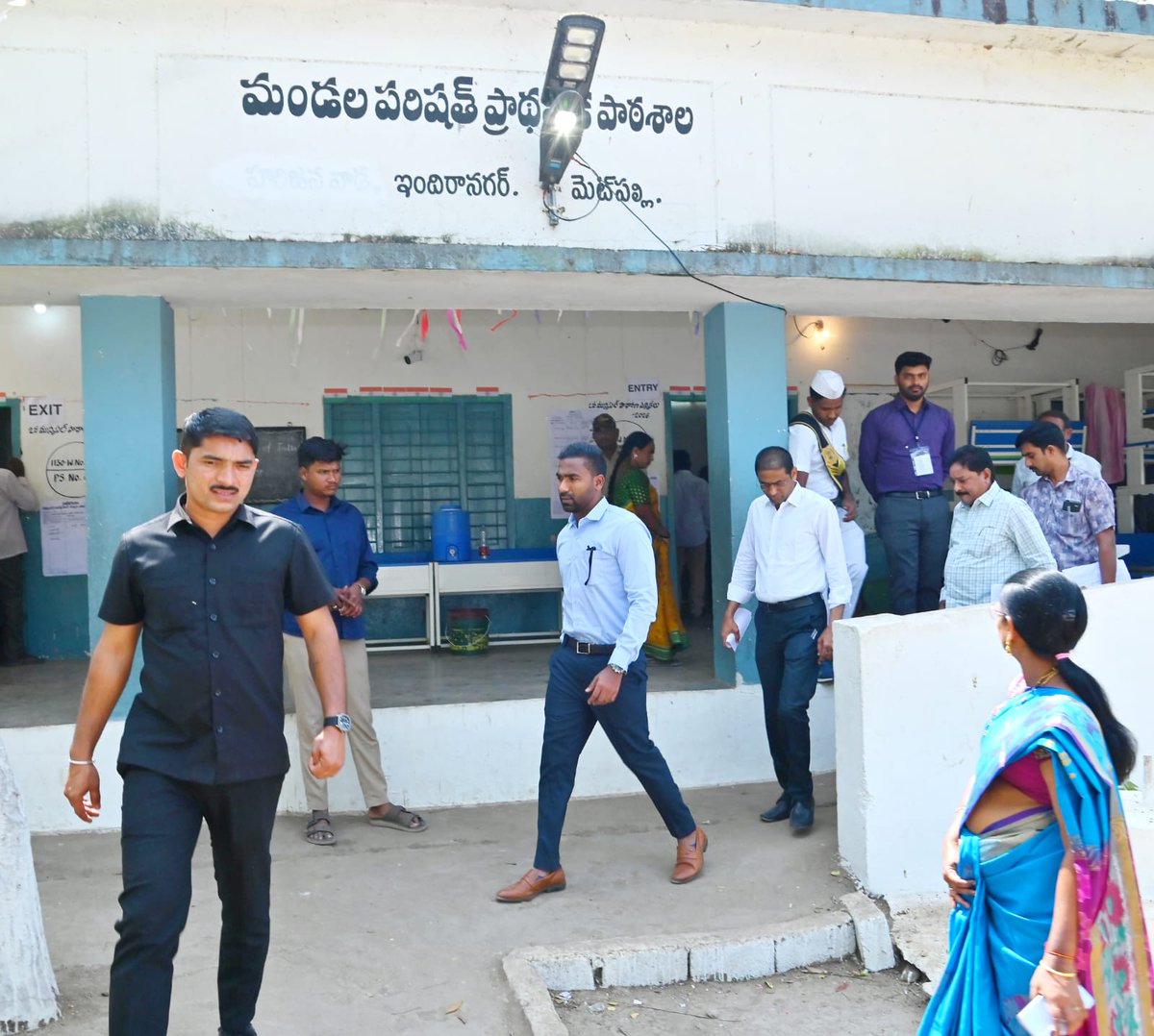 SanjayReddyAkul's tweet photo. @TelanganaCMO 
Hon'ble Chief Minister 
Govt.of Telangana

Respected Sir
Jagtial District Municipal Elections Polling process conducting peacefully under the Supervision,guidance of Dist. Election Officer, Dist. Collector Respected Satya Prasad. 
VISITED METPALLY POLLING STATIONS https://t.co/4bNV86kPaV