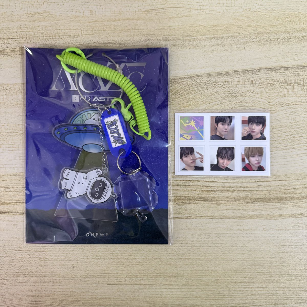 wevespace's tweet photo. [ wts extra ] maze : ad astra md

• keyring + pob - RM85

📌 exc local postage

#pasarONEWE https://t.co/4MICmukNds