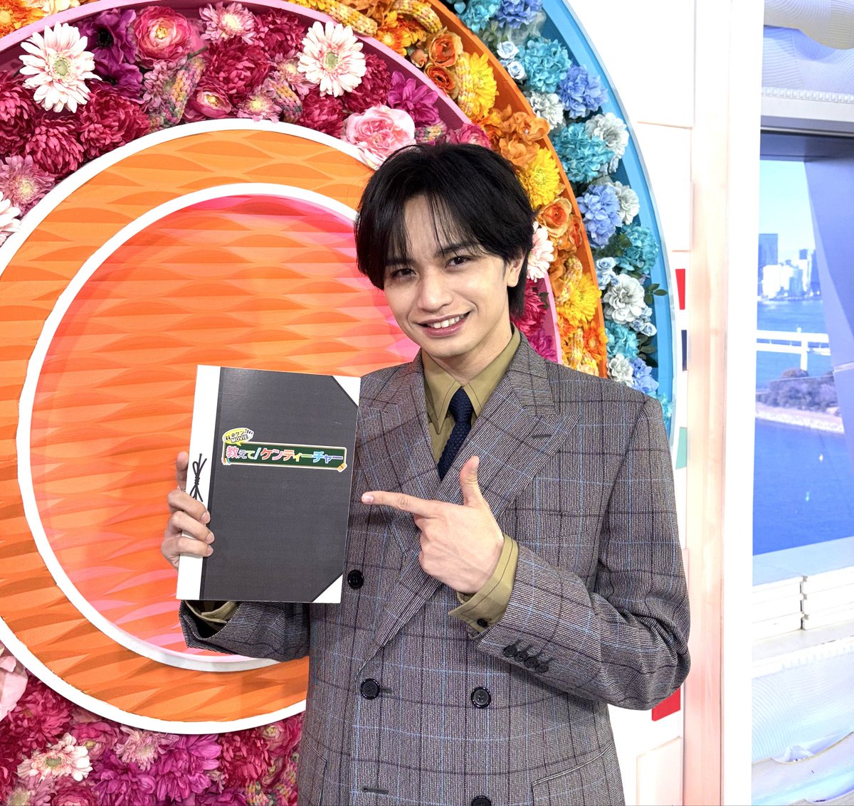 ／
📢必ケンMOVIE🎬
 教えて! #ケンティーチャー👨‍🏫
＼
あす12日(木)は…
受験シーズン真っ只中ということで
自分を鼓舞する映画を紹介✨

ケンティーが将来なりたいジェントルマンの理想像が分かるよ😍
強烈な受験エピソードも必ケンティー😊

#中島健人 
#めざましテレビ