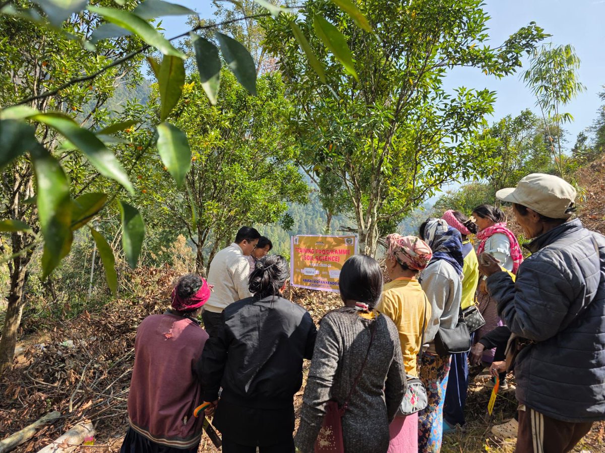 Training programme conducted by SMS (Soil Science) for farmers of Hiya village, Nyapin on soil nutrient management along with distribution of biofertilizers.<a href="/IcarAtariZone06/">ICAR-ATARI, Zone-VI, Guwahati</a> <a href="/icarindia/">Indian Council of Agricultural Research.</a> <a href="/kumey_kurung/">DC Kurung Kumey</a> <a href="/Tai_Nikio_BJP/">Er. Tai Nikio</a> <a href="/MyGovArunachal/">MyGov Arunachal Pradesh</a>