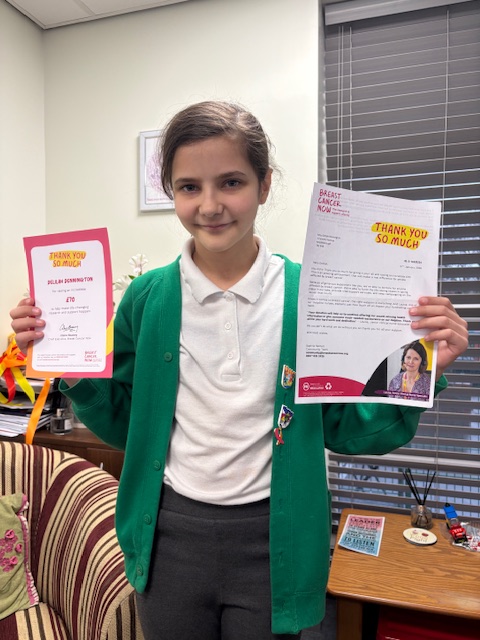 CaldiPrimary's tweet image. Congratulations &amp;amp; well done to this @caldiY4 🌟recognised for her #BIGhearted charitable fundraising  in memory of her Nan 💚
@CaldiRebels @CaldiNursery @CaldiReception @CaldiY1 @CaldiY2 @caldiy3 @CaldiY5 @CaldiY6 @LiftSchools @nigel_whittle 
@vianclark
@MbroCouncil