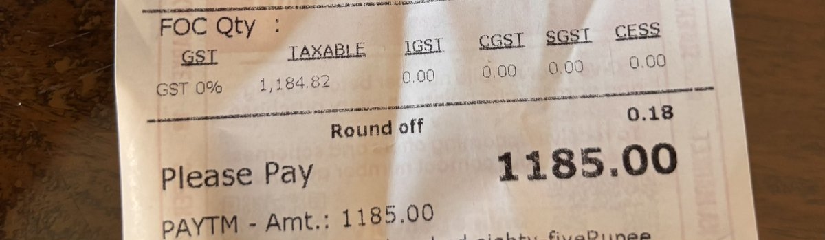 kaps_gupta's tweet photo. With 75 to 80 payments being made thru UPI and CC, why are stores indulging in rounding off the total bill? @jagograhakjago should be investigating this. https://t.co/teN2osK42B