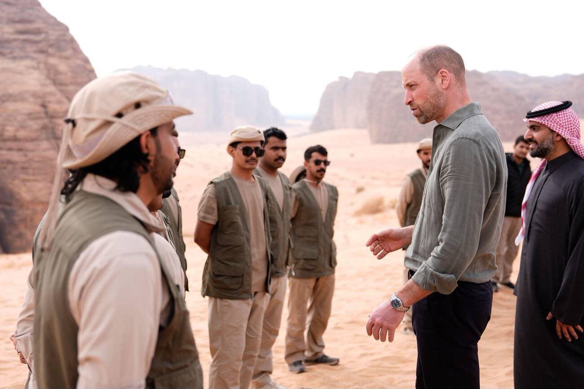 ‎هليّـل tweet media