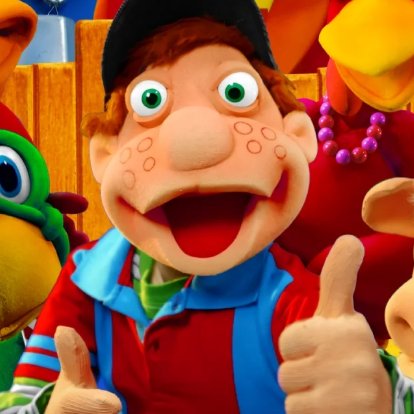 Chupeinews's tweet image. 🚨FODEU: Júlio do Cocoricó está sendo investigado por promover lutas clandestinas de animais de fazenda.