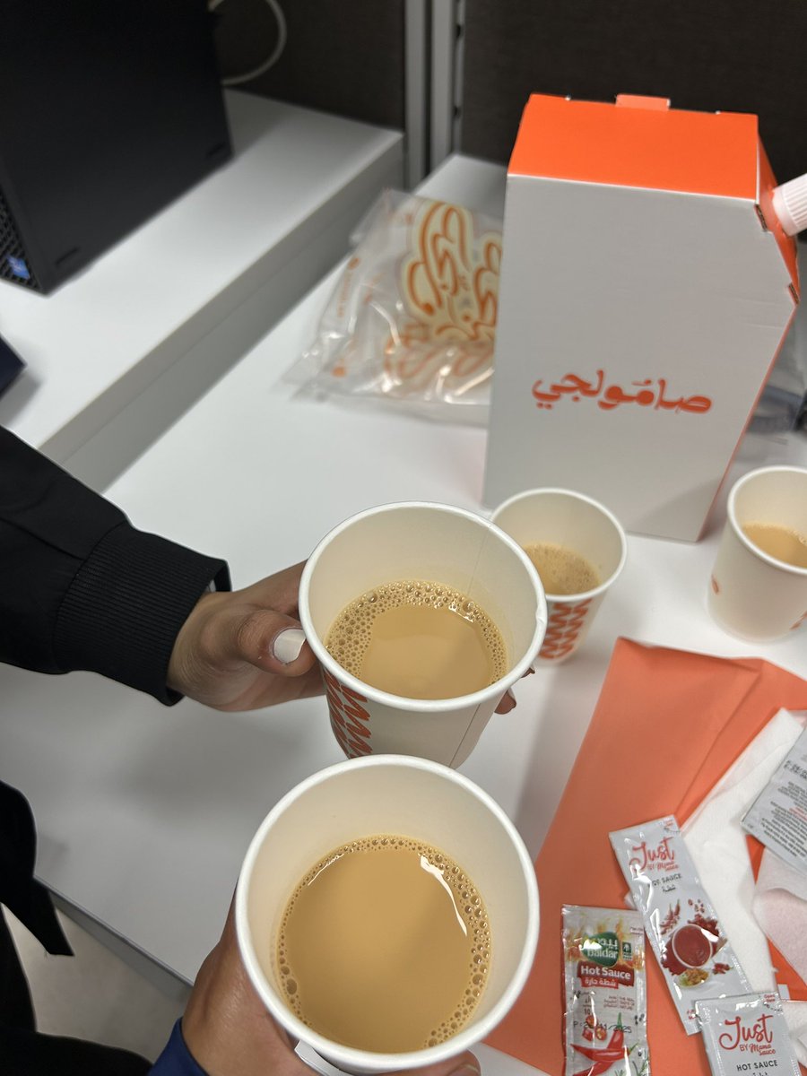 irazannice's tweet photo. احلى يوم مع شيومتي💋💋
نشبت لها وتبكمنت عشان تعتني فيني اول مره اجي الCS https://t.co/rLthLdmaHC