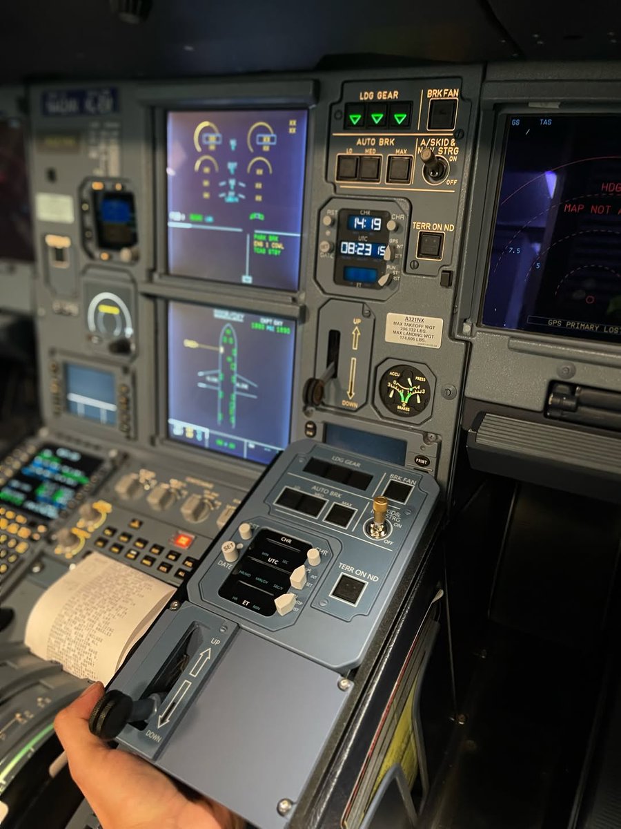 winctrlofficial's tweet image. True-to-Scale, Authentic Layout

Featuring:
WINCTRL 32 AGP

#winctrl #flightsim #msfs2020 #cockpit #xplane