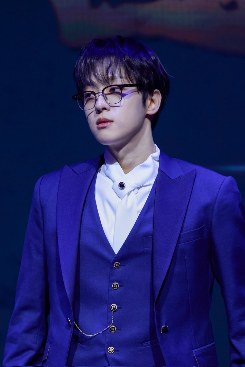 260124 태빈록 낮공 

안경이 잘 어울리는 햄스터 👓🐹

#이태빈 #leetaevin #李泰彬