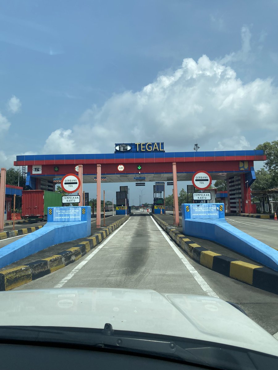 deenaarya's tweet photo. when in Tegal https://t.co/Gn2pYOTsv8