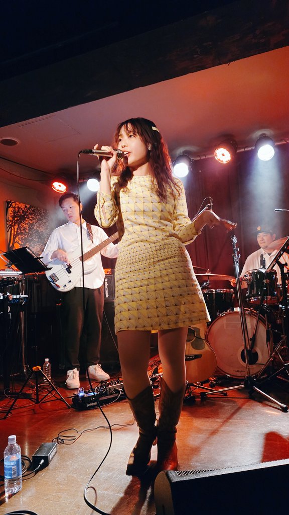 akira19670414's tweet photo. 26/2/10(火) 桃子@渋谷gee-ge.
渋谷gee-ge. × kyon presents.
「Unforgettable Night」
ステキな桃子ちゃんのステージでした!
#桃子 #OrbisSoundscape
#3月8日 #バースデーワンマンライブ https://t.co/KhgENddR54