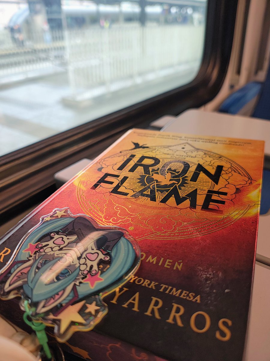 Kitssué VT ˙✧˖°🦊 🍂｡˚ tweet media