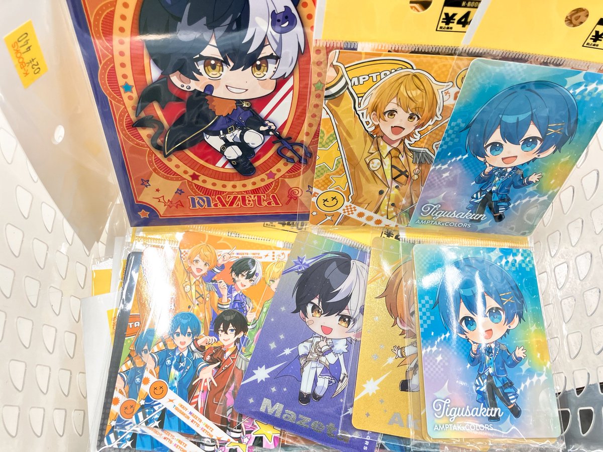 入荷情報】 📣AMPTAKxCOLORS 📣 缶バッジ アクキー アクリルスタンド
