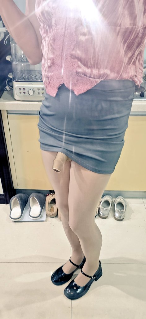 雯儿CDS-杭州下着女装丝袜爱好者 tweet media