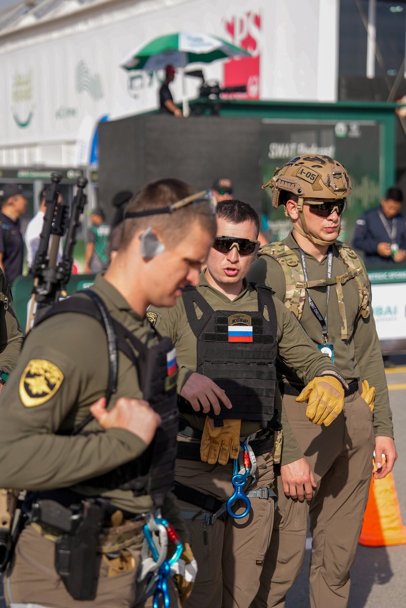 swat_challenge's tweet image. Physical strength, tactical proficiency, and leadership on display — Team Russia in action. 🇷🇺💪

#UAESWATChallenge