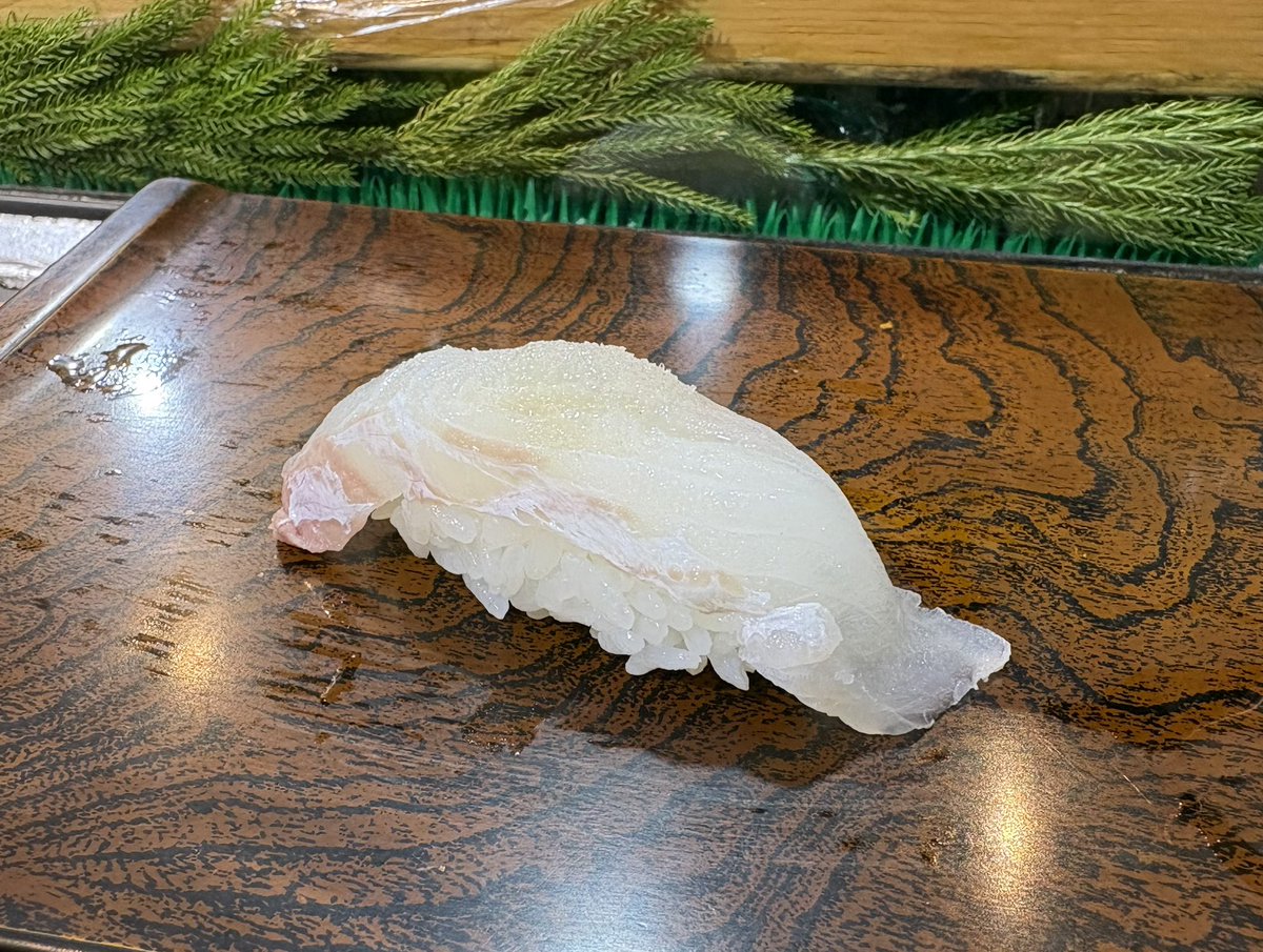 人の金で築地ヨソイ 