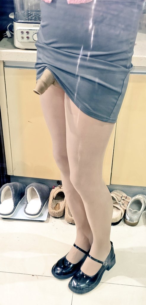 雯儿CDS-杭州下着女装丝袜爱好者 tweet media