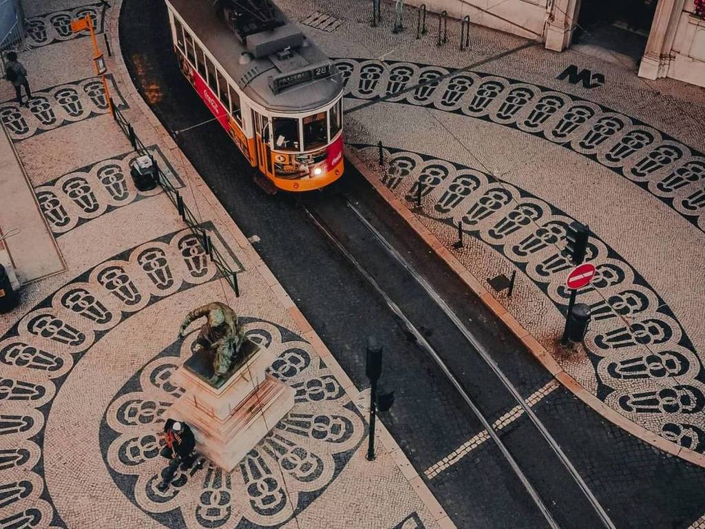 NOVA PORTUGAL tweet media