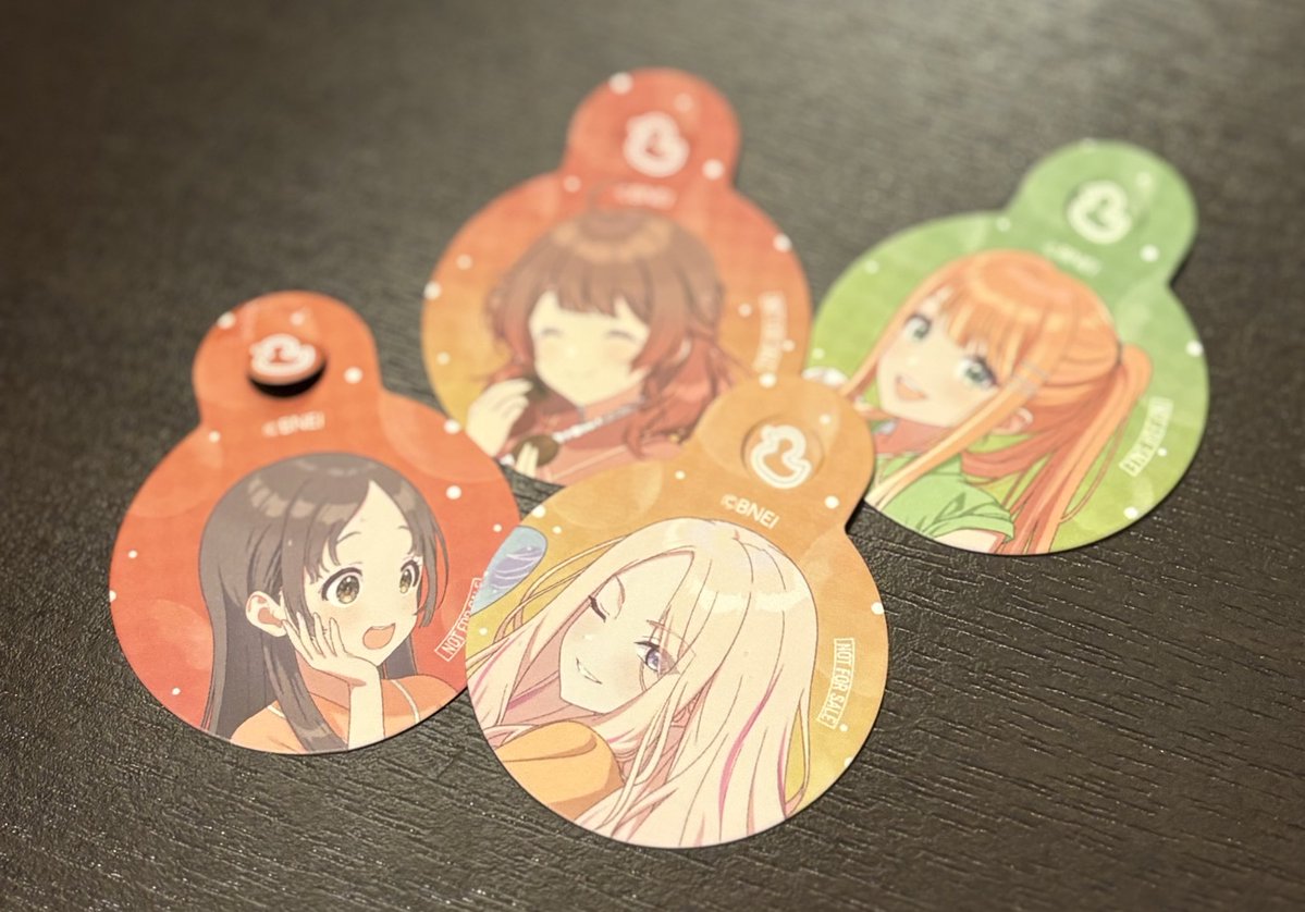 一年一組のお風呂入ってきた〜！
思ったよりいちごの香りだった！笑
#学マス極楽湯