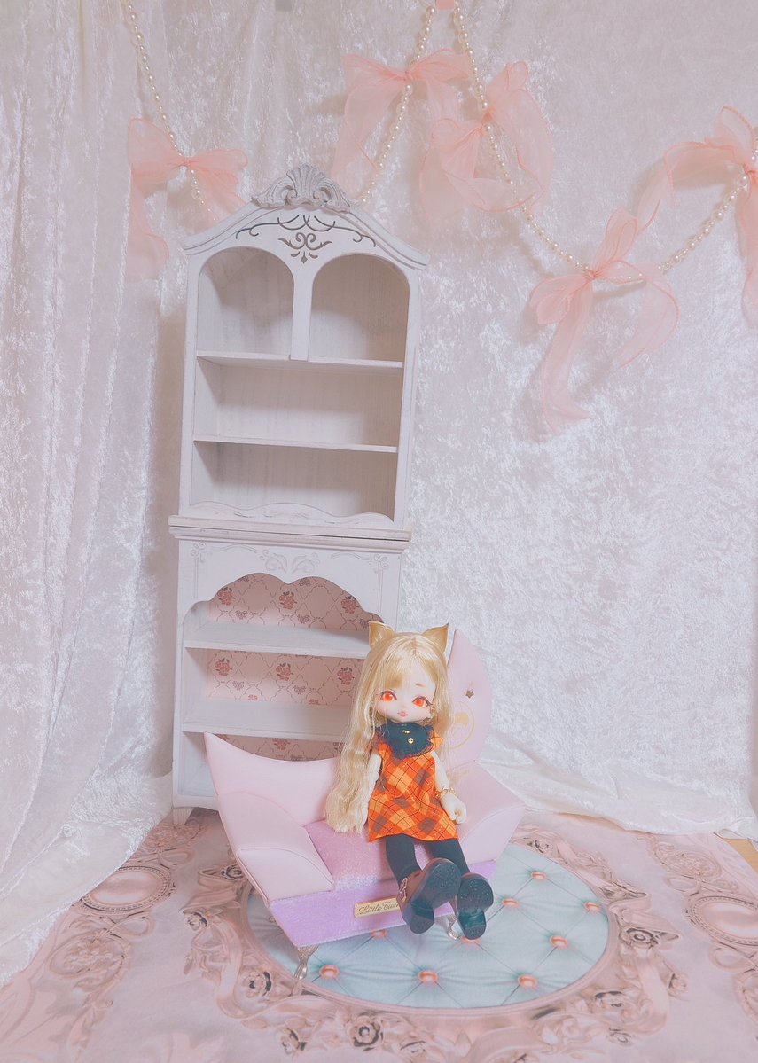 まだ色々届いてなくて途中だけど1/3サイズの女の子の撮影ゾーン作ってるピンク×ホワイトのラブリーなゾーンにしたい！